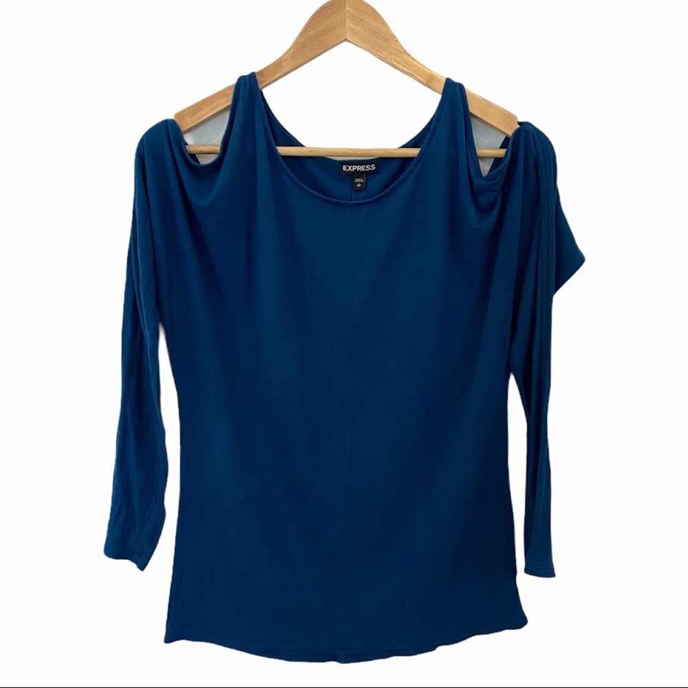 💛2/$25💛 Express long sleeve cold shoulder top XS